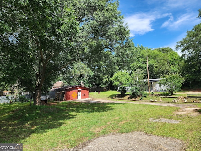 2340 Ridgeway Dr, Gainesville, GA 30504 - view of grassy yard featuring dirt driveway
