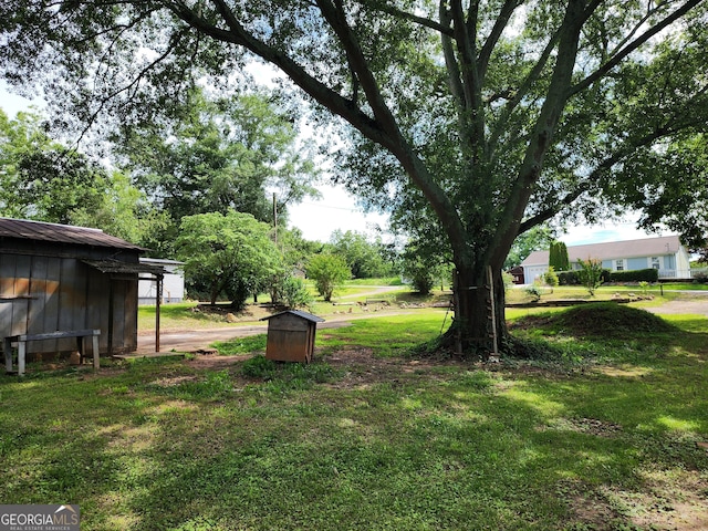 2340 Ridgeway Dr, Gainesville, GA 30504 - view of green lawn