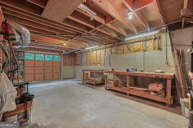150 Tramore Trce, Tyrone, GA 30290 - garage featuring a workshop area