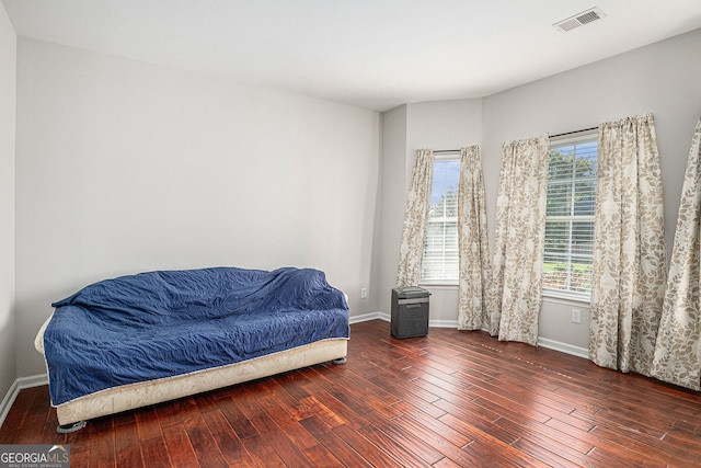 915 Pebble Creek Trl, Suwanee, GA 30024 - living area featuring hardwood / wood-style floors