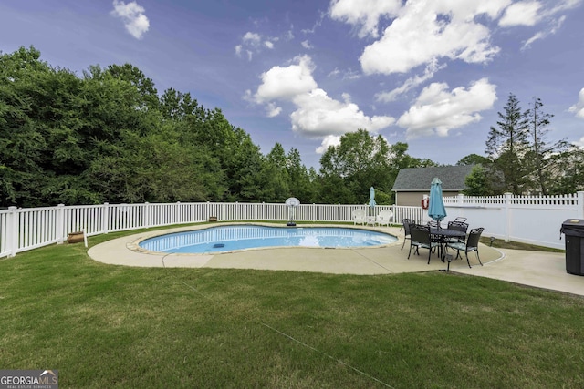 481 Fields Ferry Dr NE, Calhoun, GA 30701 - view of swimming pool with a fenced backyard and a patio area
