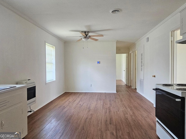 1055 Scruggs Cir, Bartow, GA 30413 - unfurnished living room featuring ornamental molding, wood finished floors, ceiling fan, and heating unit