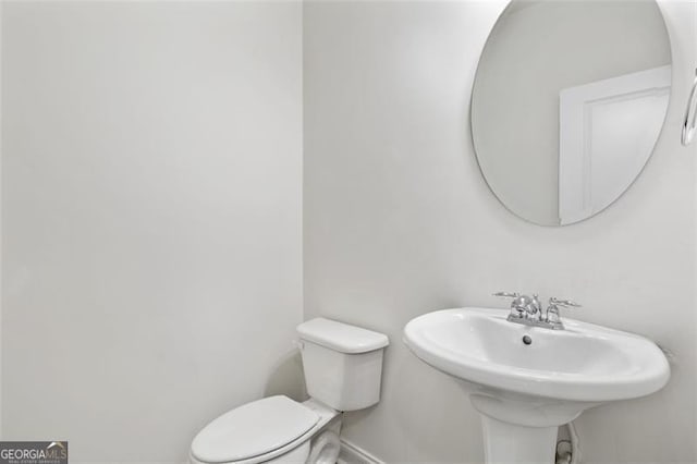 3366 Bridge Walk Dr, Lawrenceville, GA 30044 - half bath featuring toilet and baseboards