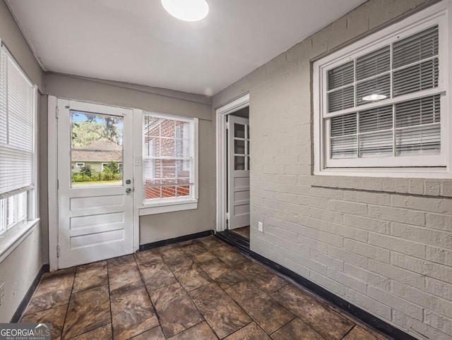 805 First Ave, Brunswick, GA 31520 - view of unfurnished sunroom