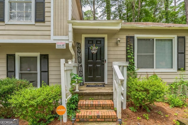 447 Sherwood Cir, Stone Mountain, GA 30087 - property entrance