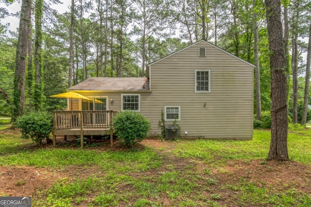 447 Sherwood Cir, Stone Mountain, GA 30087 - rear view of house featuring a wooden deck