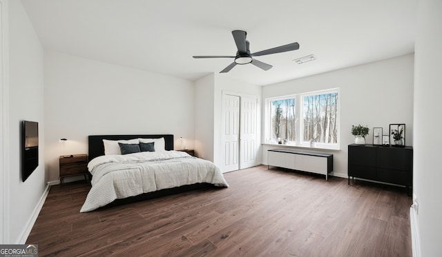 1 Lamar Ave SW, Atlanta, GA 30310 - bedroom with radiator, wood finished floors, a closet, and a ceiling fan