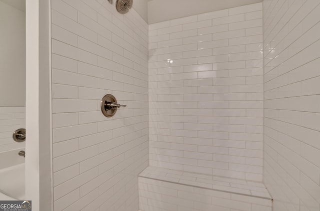 1184 Bluecoat Cir Unit 84, Hampton, GA 30228 - bathroom featuring a tile shower