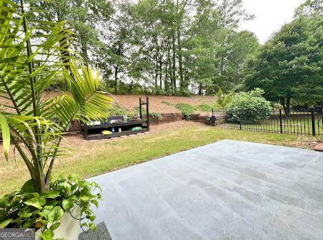 121 Pinnacle Ln, Mcdonough, GA 30253 - view of yard with a patio area