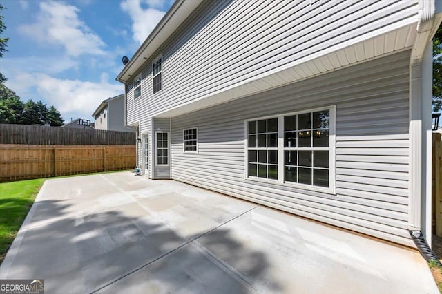5195 Oaks Landing Ct, Sugar Hill, GA 30518 - view of patio / terrace