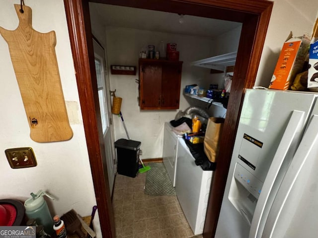 2933 Arlington Rd, East Point, GA 30344 - view of laundry area