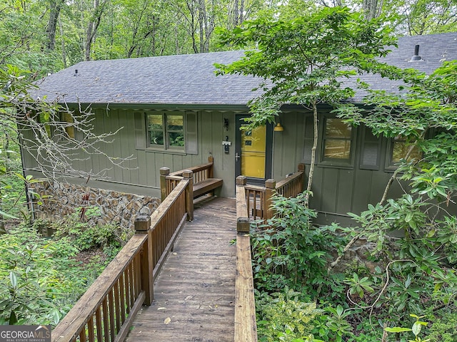 278 W Sugarbush Dr, Dillard, GA 30537 - view of front of home with a shingled roof and board and batten siding