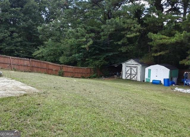 20 Bacchus Dr, Lawrenceville, GA 30045 - view of yard with a storage unit