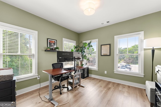306 Clarendon Ct SE, Gainesville, GA 30501 - office space with wood finished floors and baseboards