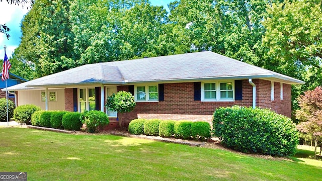 10 Montre Cir SE, Silver Creek, GA 30173 - single story home with a front lawn and brick siding