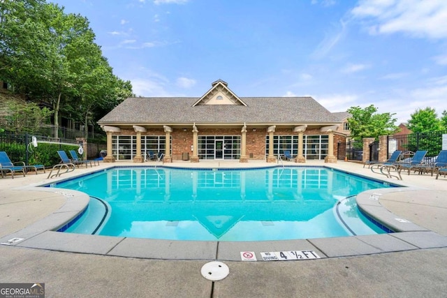 5534 Parkerton Ln, Sandy Springs, GA 30342 - community pool with a patio area