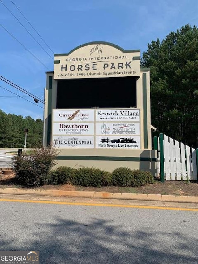 1472 Queenie Smith Rd NE, Conyers, GA 30012 - exterior view
