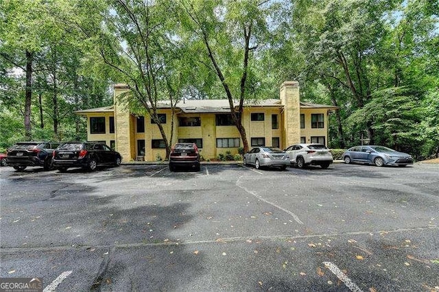 1010 Donegal SE, Smyrna, GA 30080 - view of uncovered parking lot