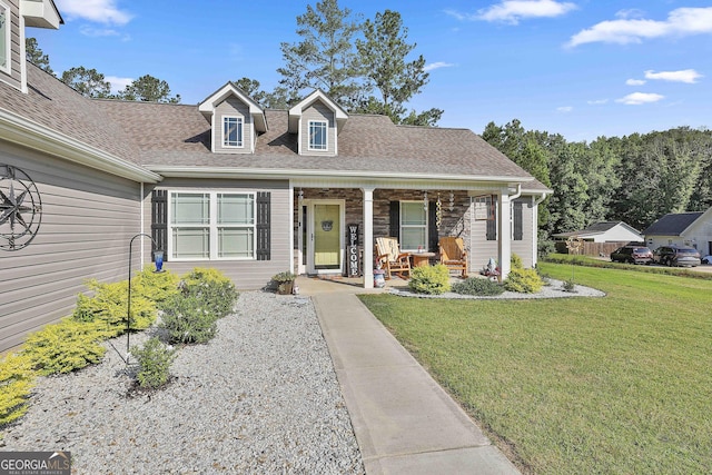 120 Mylee Cv, Barnesville, GA 30204 - cape cod home with a front lawn, a porch, and a shingled roof