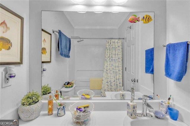 301 Cobblestone Trl, Avondale Estates, GA 30002 - full bathroom with a shower with shower curtain and ornamental molding