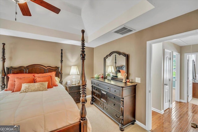 536 Sam Brown Blvd, Commerce, GA 30529 - bedroom featuring light wood-style floors and a ceiling fan