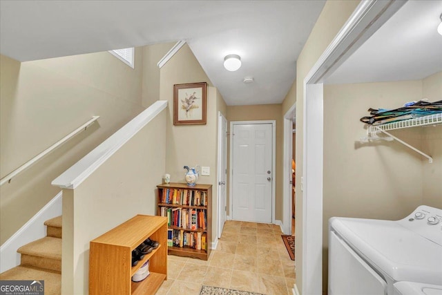 536 Sam Brown Blvd, Commerce, GA 30529 - laundry room featuring washer and clothes dryer