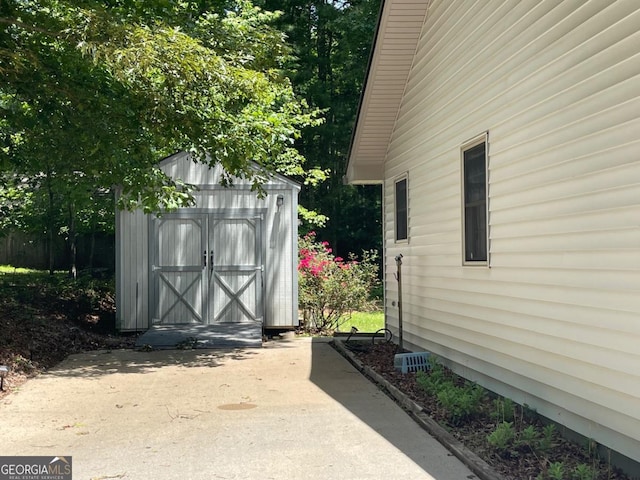 77 Chestatee Dr, Blairsville, GA 30512 - view of shed