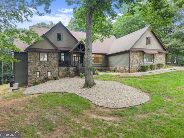 712 Meadow Run Ct, Clarkesville, GA 30523 - view of front facade featuring stone siding and a front yard