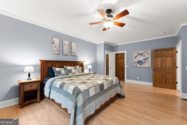 712 Meadow Run Ct, Clarkesville, GA 30523 - bedroom featuring ornamental molding, light wood-type flooring, and ceiling fan