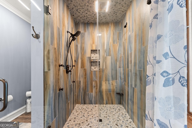 712 Meadow Run Ct, Clarkesville, GA 30523 - full bathroom featuring a shower with shower curtain and ornamental molding