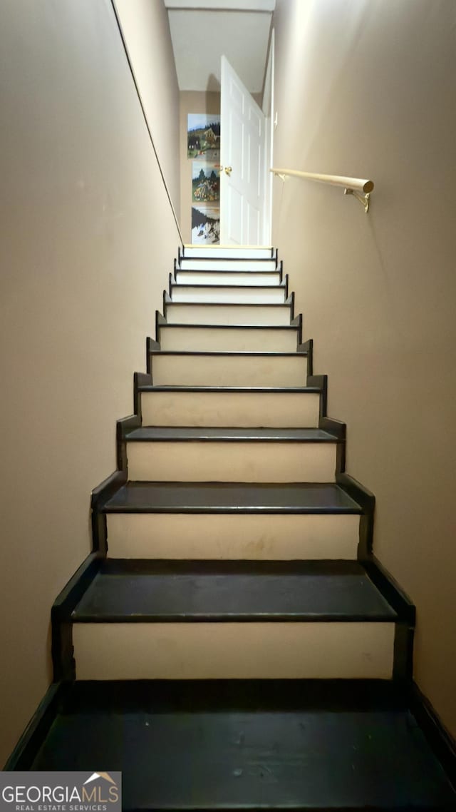 1780 Double Bridge Rd, Demorest, GA 30535 - view of stairway