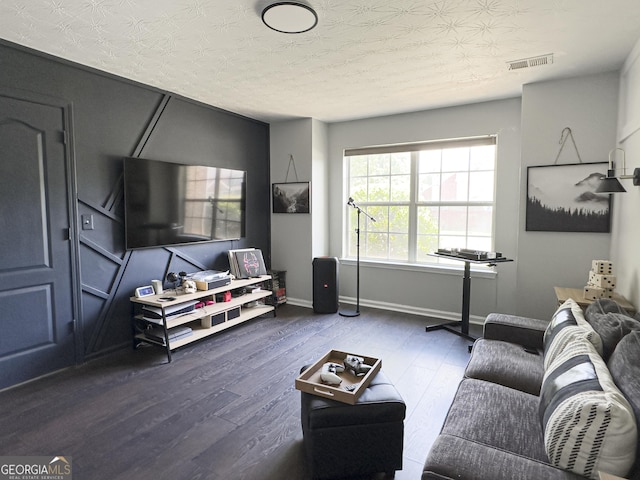 184 Fashion Xing, Mcdonough, GA 30252 - living area with wood finished floors and an ornate ceiling