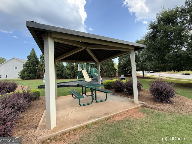 17 October Ave, Newnan, GA 30265 - view of community with a yard