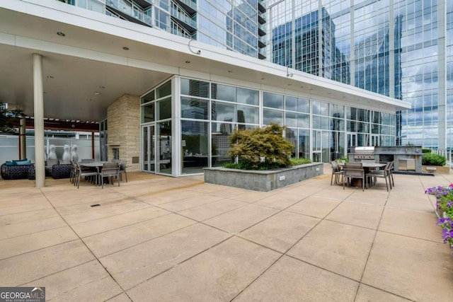 3325 Piedmont Rd NE Unit 2006, Atlanta, GA 30305 - view of patio / terrace with outdoor dining space