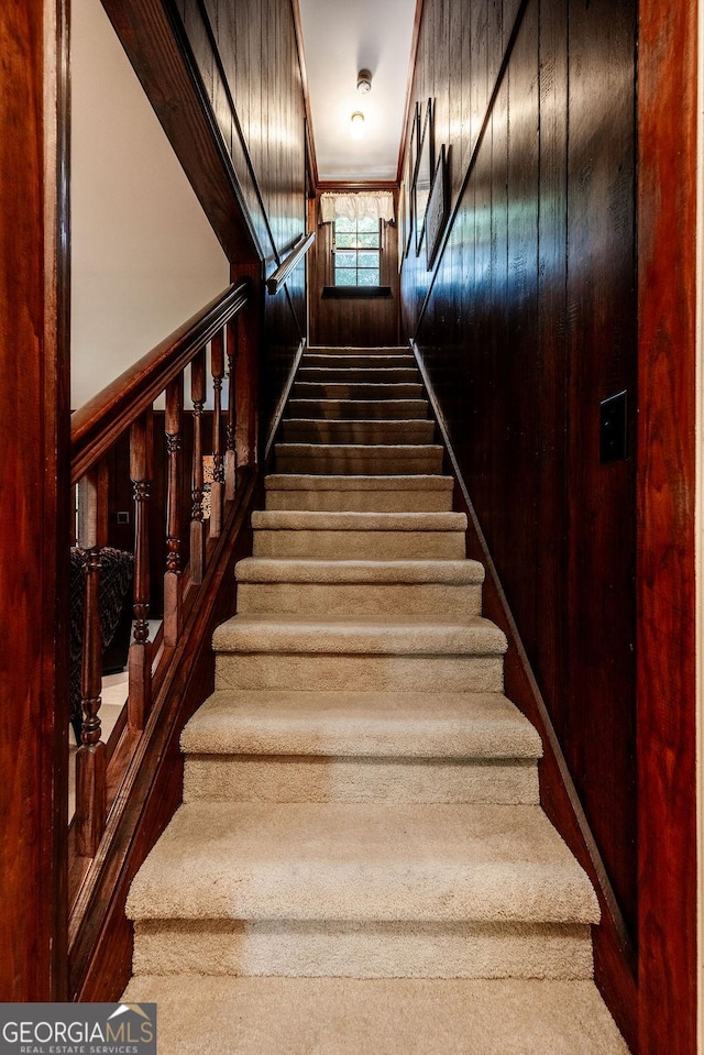 205 Castlegate Rd, Macon, GA 31210 - stairs with wooden walls