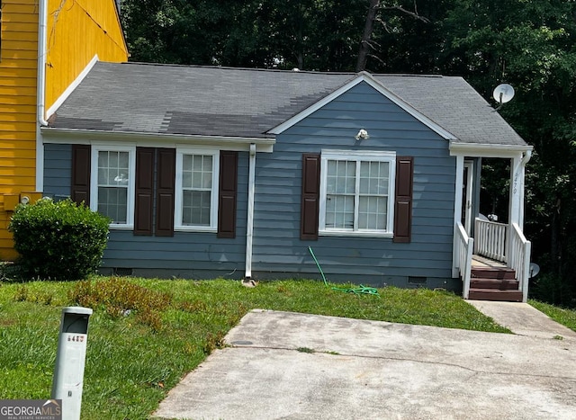 6470 Bedford Ln, Lithonia, GA 30058 - bungalow-style home with crawl space and roof with shingles