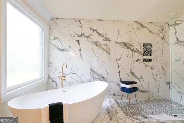 300 Saddle Creek Ln, Roswell, GA 30076 - full bath featuring plenty of natural light, a soaking tub, and a marble finish shower