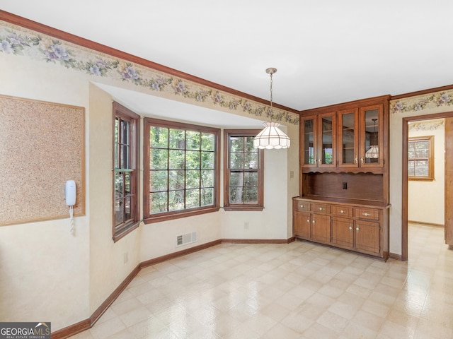 25 Ridgeview Dr, Jonesboro, GA 30236 - unfurnished dining area featuring baseboards and light flooring