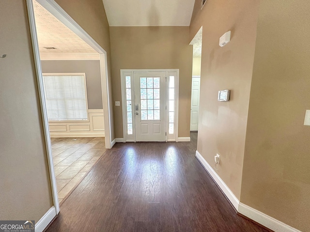 101 Riverchest Dr, Lagrange, GA 30240 - foyer entrance featuring dark wood-style flooring and a high ceiling