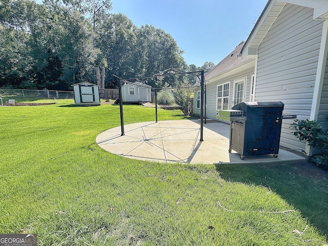 101 Riverchest Dr, Lagrange, GA 30240 - view of yard featuring a shed and a patio