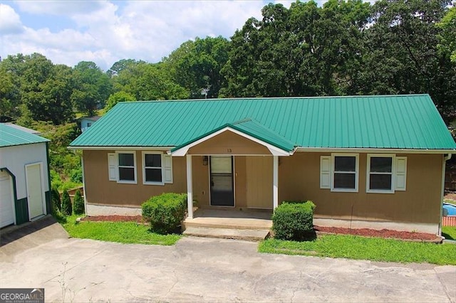 13 Travis, Rossville, GA 30741 - view of front of house featuring a metal roof