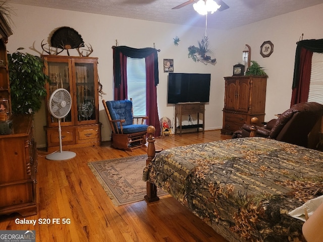 1904 S State Line Rd, Lagrange, GA 30240 - bedroom featuring wood finished floors