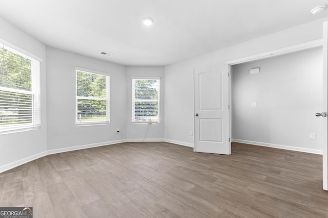 155 Shetland Pines Dr, Macon, GA 31216 - unfurnished room featuring wood finished floors and a smoke detector
