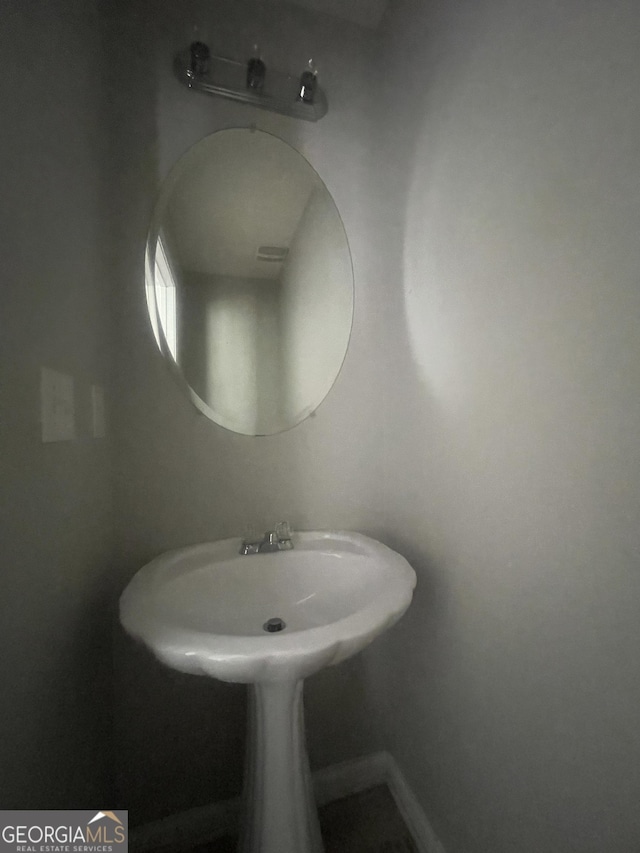 6361 Redan Sq, Lithonia, GA 30058 - view of bathroom