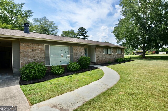 68 Archie Ln, Pine Mountain, GA 31822 - ranch-style home with brick siding and a front lawn