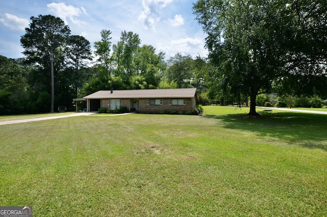 68 Archie Ln, Pine Mountain, GA 31822 - single story home featuring driveway, a front yard, and view of wooded area