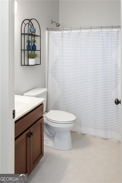 730 Midway, Canton, GA 30114 - full bath featuring vanity and curtained shower