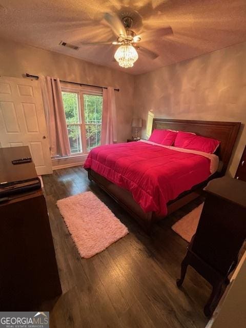 4333 Dunwoody Park Unit 2214, Atlanta, GA 30338 - bedroom with wood finished floors and a ceiling fan