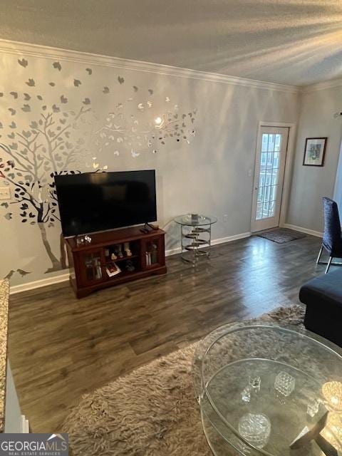 4333 Dunwoody Park Unit 2214, Atlanta, GA 30338 - living room featuring wood finished floors and ornamental molding