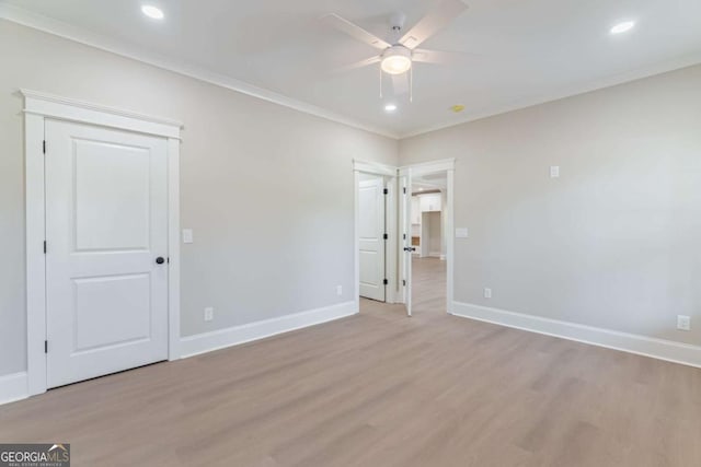 540 Sunset Ave, Comer, GA 30629 - unfurnished bedroom featuring light wood-style floors, recessed lighting, ornamental molding, and a ceiling fan